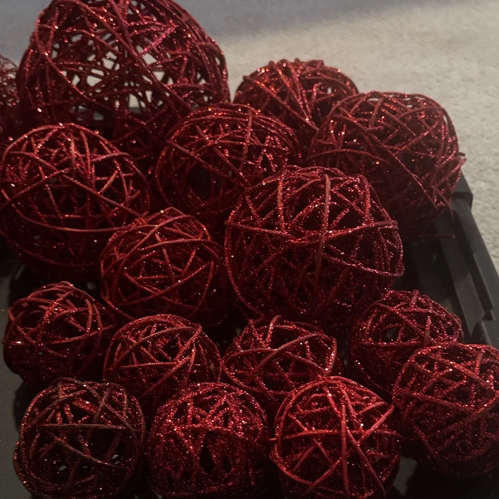 Pier 1 Red Sparkling Decorative Valentines Day Wedding Spheres Ornaments Lot